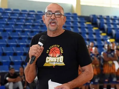 Vinicio Muñoz habla sobre encestadores faltantes.