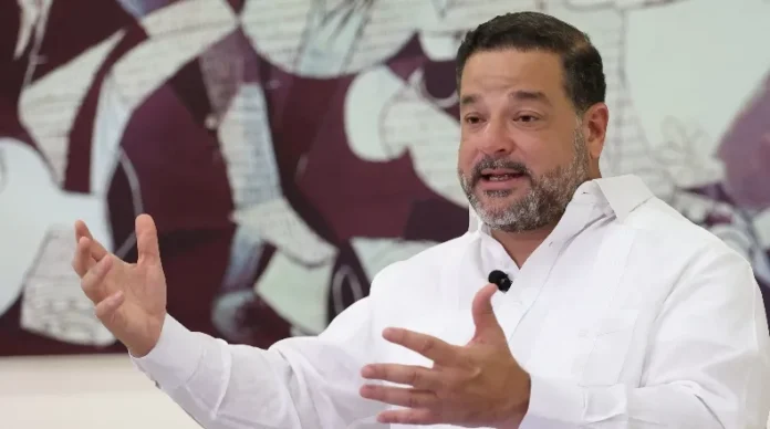 Rubén Rocha bajo investigación por narcotráfico.