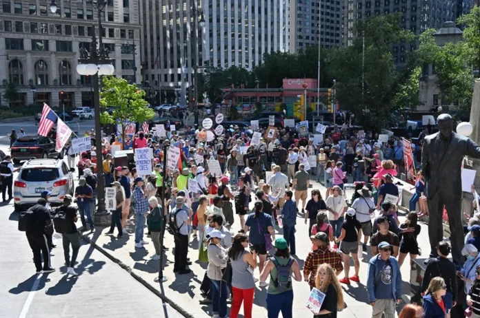 Protestas masivas por el Día del Trabajo