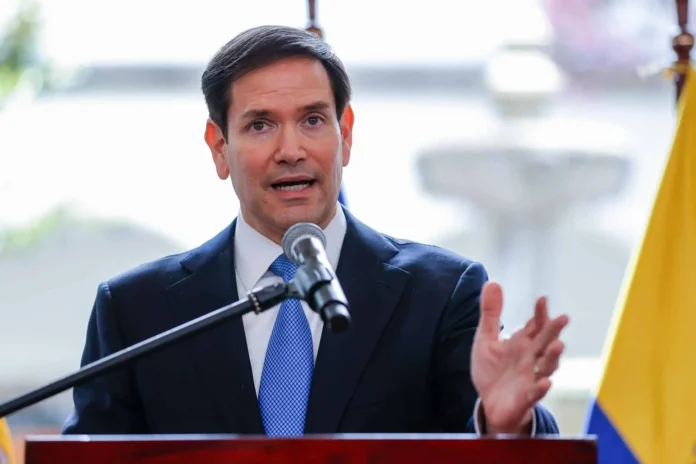 Marco Rubio como DJ en boda privada