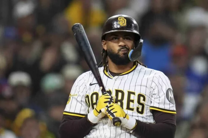 Tatis Jr. busca romper racha sin jonrones.