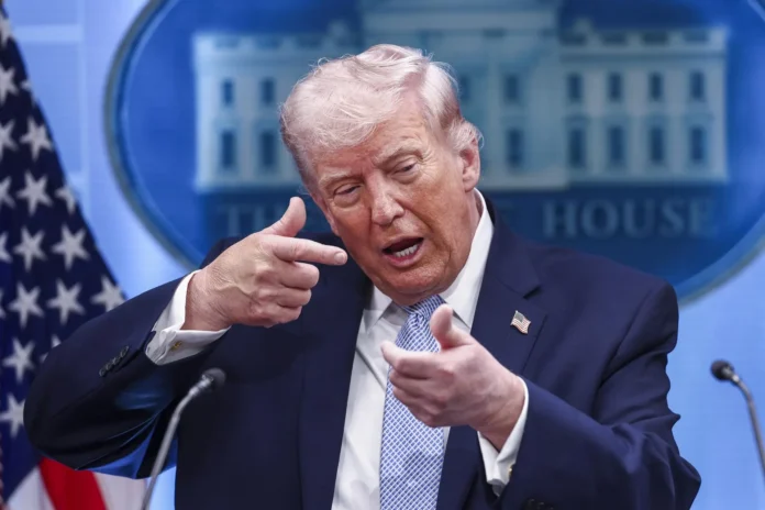 Trump intensifica sanciones contra Cuba